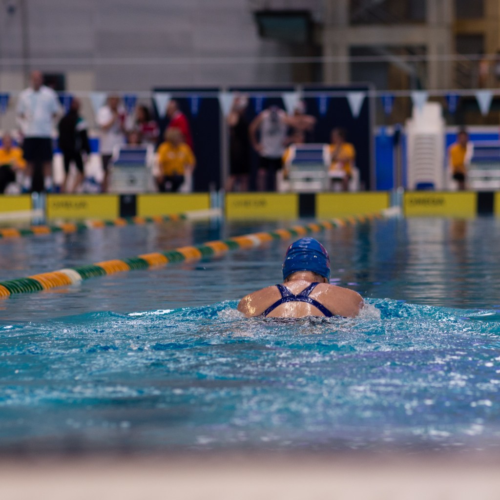 NUOTO PER LA SCOLIOSI, SERVE DAVVERO O&nbsp;NO?